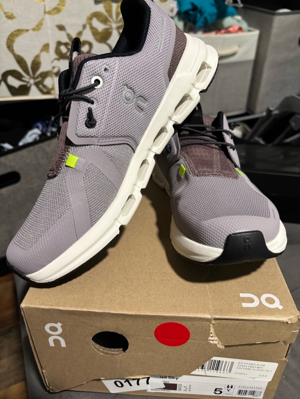 On Running Men's Sneakers — Light Lavender with Dark Plum Accents